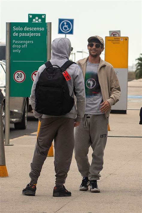 Hldhqs On Twitter Louis At The Airport Recently