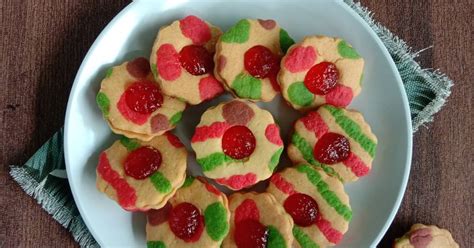 Resep Christmas Linzer Cookies Oleh Erlyn Bukhori Cookpad