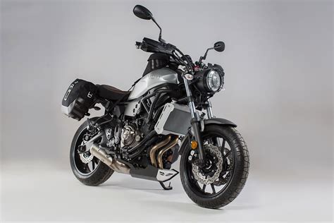 Yamaha Xsr Mit Gep Ck Im Retro Look Von Sw Motech