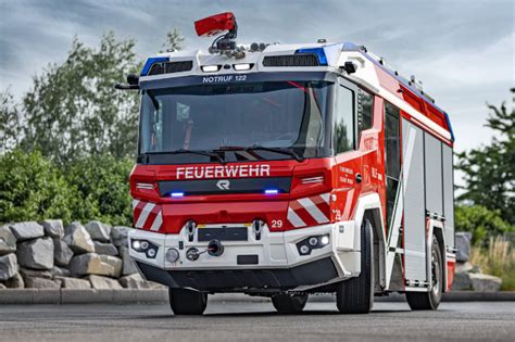 Elektisch angetriebende Basislöschfahrzeuge für Wiener Berufsfeuerwehr