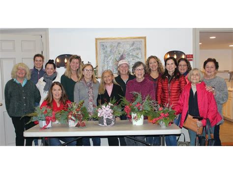 Wilton Garden Club Spreads Holiday Cheer With Floral Arrangements ...