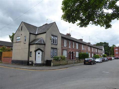 Victorian Terrace Of Houses Kevin Waterhouse Cc By Sa Geograph