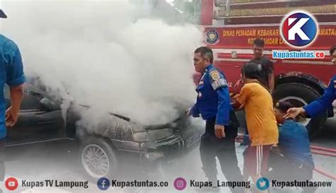 Kupas Tuntas Mobil Sedan Timor Terbakar Di Depan Kantor DPW Nasdem