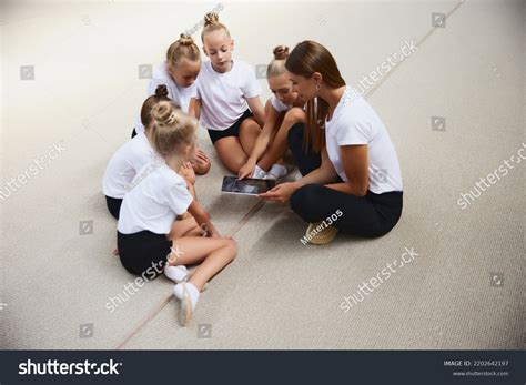 2,296 Gymnastics Children Help Images, Stock Photos & Vectors ...