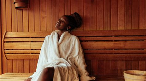 The Health Benefits Of Saunas Vs Steam Rooms