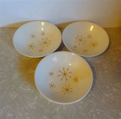 Atomic Gold Starburst Mid Century Modern Vintage Star Glow Etsy Gold Starburst Atomic