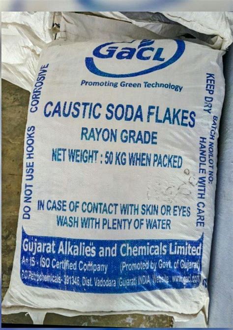 Industrial Grade Caustic Soda Flakes Sodium Hydroxide For Surface