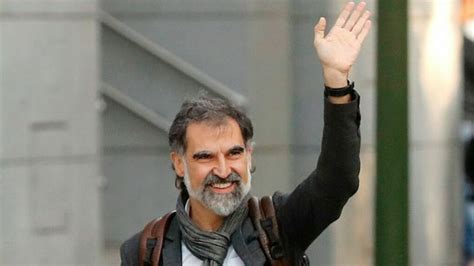 Jordi Cuixart Sale De La Prisi N De Lledoners Con Un Permiso De Horas