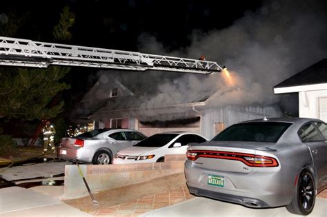 House fire in Santa Clarita displaces family – Daily News