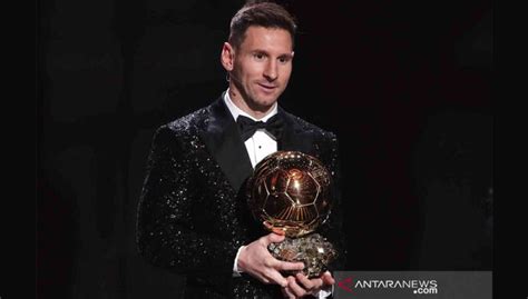 Lionel Messi Raih Ballon D Or 2021 TIMES Malang