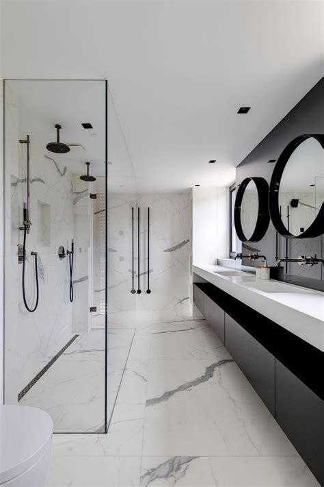 Pin Op Luxury Bathroom