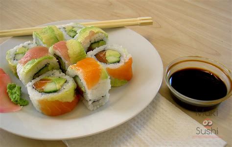 Uramaki Saumon Avocat California Roll Recette Maki Maki Sushi