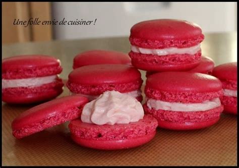 Macarons à la fraise tagada