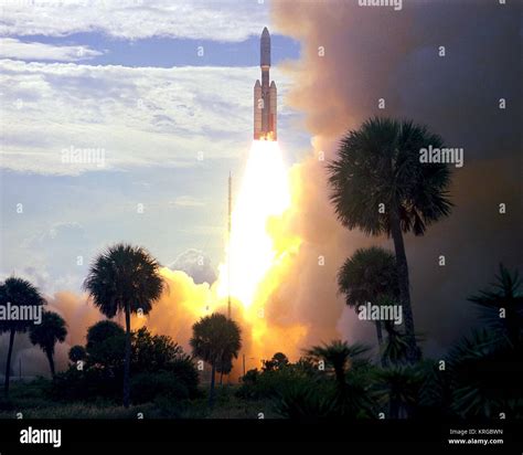 Viking 1 Launch Stock Photo - Alamy