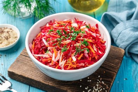 Pikanter Rote Beete Salat Mit Karotten Und Paprika