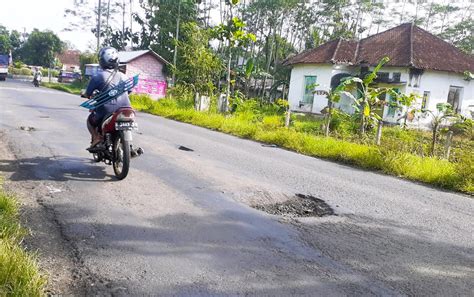 Lapor Jalan Rusak Di Jateng Makin Mudah Pakai Aplikasi Jalan Cantik