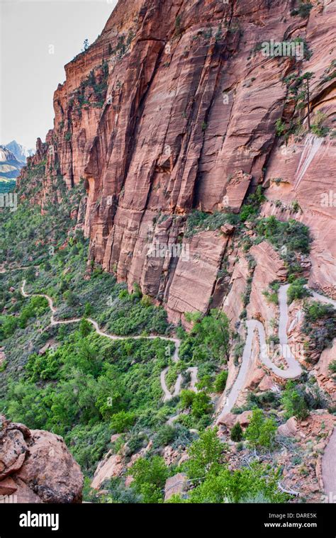 Walter's Wiggles on the Angels Landing Trail, Zion National Park, Utah ...