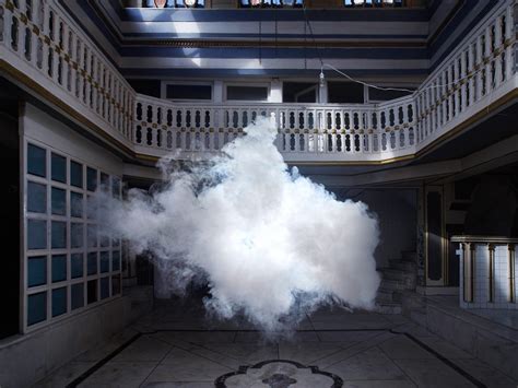 berndnaut smilde el artista capaz de crear nubes goodb lifestyle