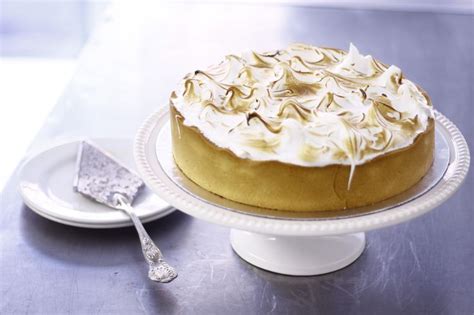 Lemon Meringue Cake By 180 Degrees Catering And Confectionery Lemon