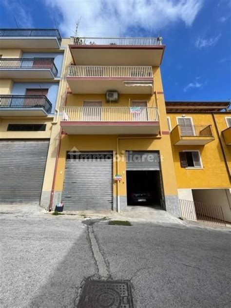 Vendita Appartamento Modica Quadrilocale In Via Loreto Gallinara