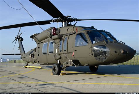 Sikorsky UH-60M Black Hawk (S-70A) - USA - Army | Aviation Photo ...