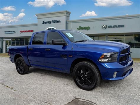 New 2019 Ram 1500 Classic Express Crew Cab In Tampa S504722 Jerry Ulm Chrysler Dodge Jeep Ram