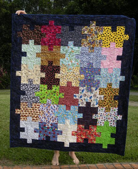 Quilting Land: Easy Jigsaw Puzzle Quilt