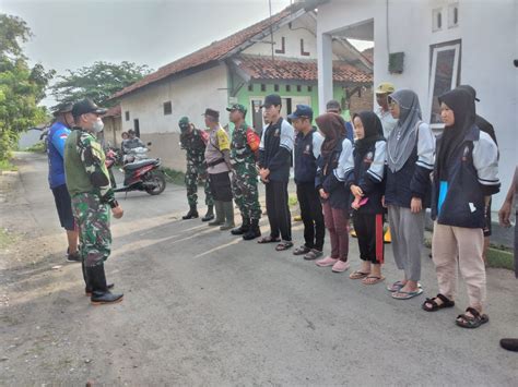 Tegas Koramil Talang Kabupaten Tegal Larang Warga Buang Sampah Ke Sungai