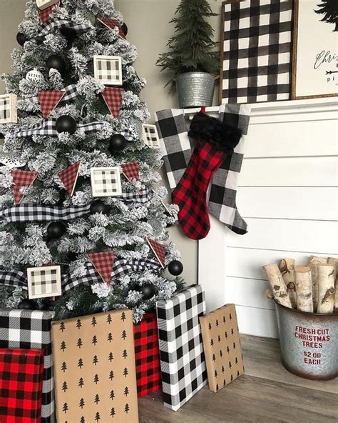 31 Cozy Buffalo Check Christmas Decor Ideas Shelterness