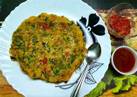 Palak Besan Chilla Recipe By Kumkum Chatterjee Cookpad