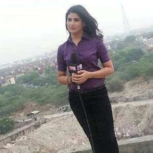 Rubika Liyaquat (News Anchor) Height, Weight, Age, Affairs, Biography ...