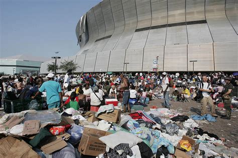 Hurricane Katrina Anniversary 40 Powerful Photos Of New Orleans After