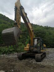 Caterpillar 323 DL Tracked Excavator For Sale Serbia Valjevo ND34953