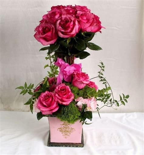 33 Beautiful Valentine Flower Arrangements