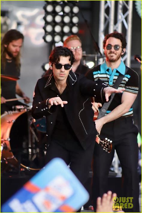 Jonas Brothers Perform New Songs Off The Album On Today Watch Now