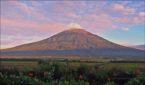 Gunung Kerinci Mountain Wallpaper