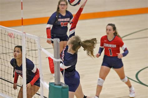 Lady Cat Volleyball Opens Season With Win Over Hart County The