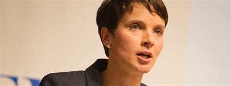 THE YELLOW JOURNAL Treffen Mit Front National AfD Chefin Petry Soll