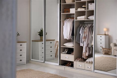 10 Best Mirrored Wardrobe Designs With Pictures Styles At Life