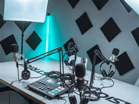 easy ways  soundproof  bedroom   good nights sleep