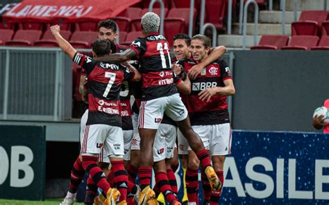 Jornalista analisa tabela do Flamengo e projeta sequência complicada na