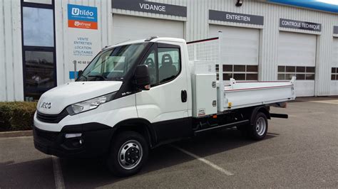 LOCATION IVECO DAILY CCB 35C15 EMPATTEMENT 3750 BENNE COFFRE LLD 12 à