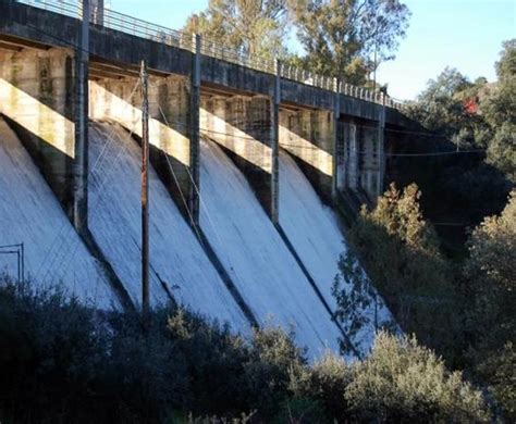 Contínuas averías obligan a mejorar el abastecimiento de agua en