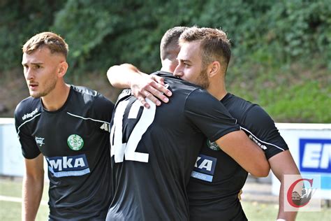 Fu Ball Landesliga Pflicht Dreier F R Den Cronenberger Sc