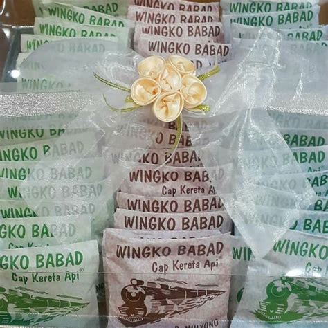 Jual Wingko Babad Cap Kereta Api Oleh Oleh Khas Semarang Shopee Indonesia