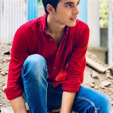 Abhay Verma Biography, Wiki, Birthday, Age, Height, girlfriend, Family ...