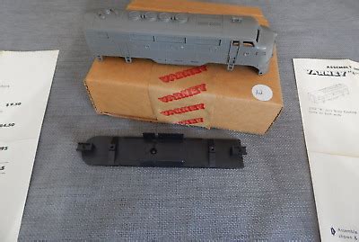 Vintage Varney Ho Train Car Kit Missing Wheels Ebay