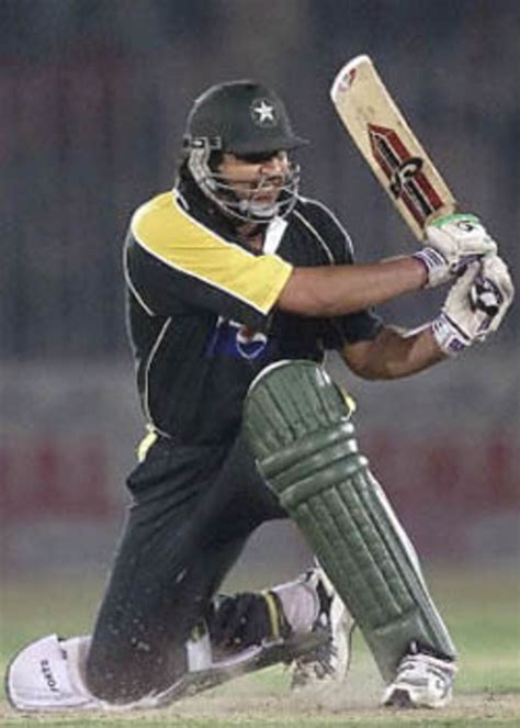 Inzamam Ul Haq Plays A Fierce Sweep ESPNcricinfo