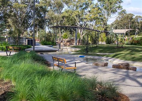 Mildura Water Play Park - Street Furniture Australia