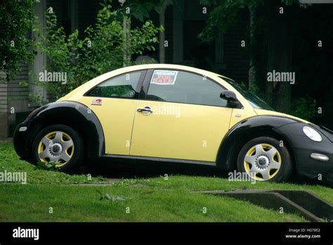 Yellow Volkswagen Beetle For Sale Stock Photo Alamy